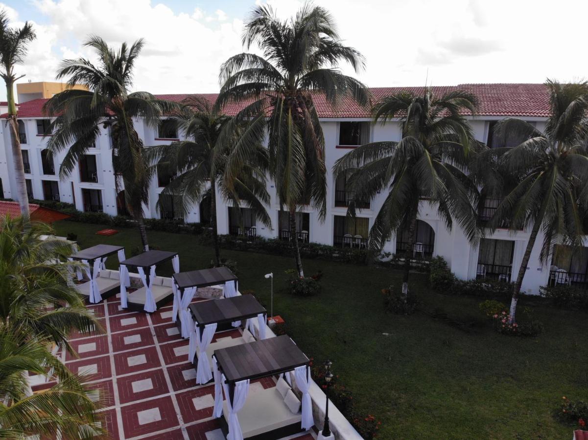 Cozumel Hotel & Resort Tm By Wyndham All Inclusive Exterior foto