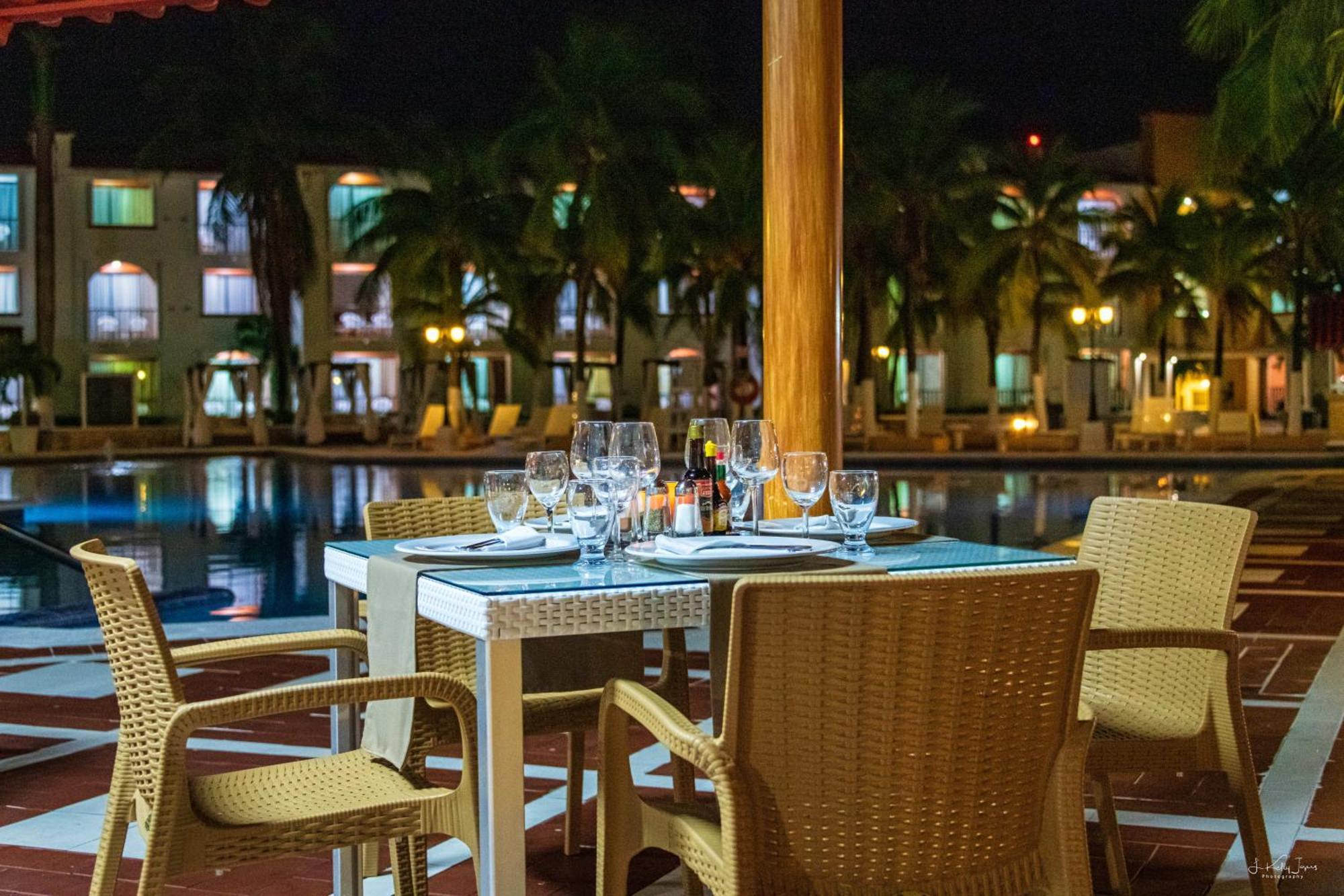 Cozumel Hotel & Resort Tm By Wyndham All Inclusive Exterior foto