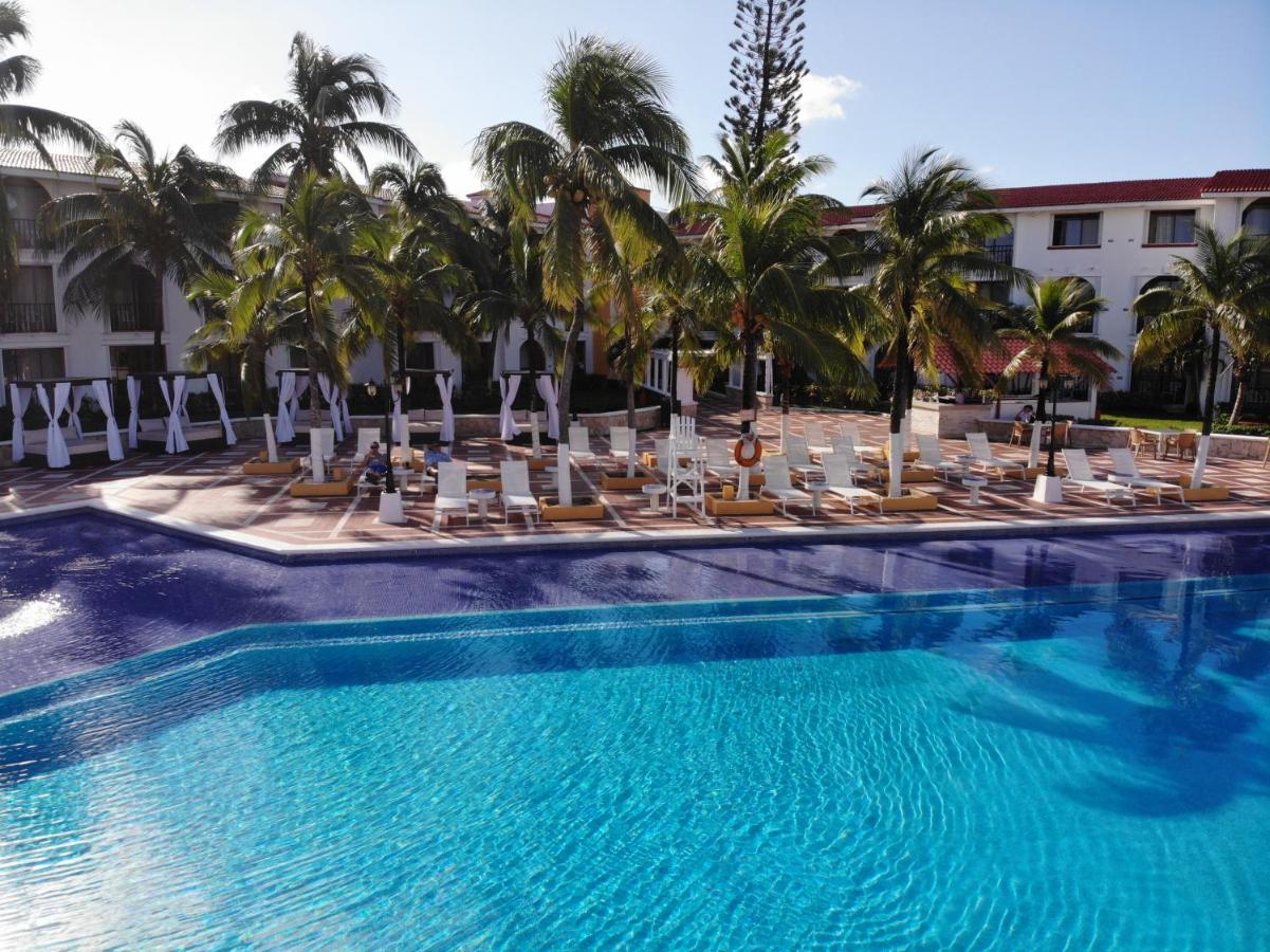 Cozumel Hotel & Resort Tm By Wyndham All Inclusive Exterior foto